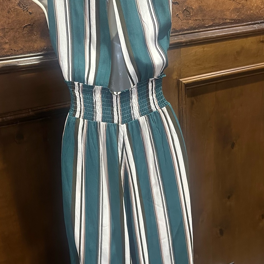 NWOT SIZE M ILLA ILLA Green and white Striped Jumpsuit - Picture 4 of 11
